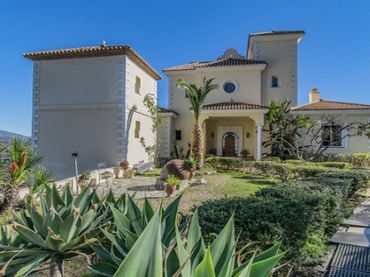 Maison avec piscine à vendre à Estepona Pueblo