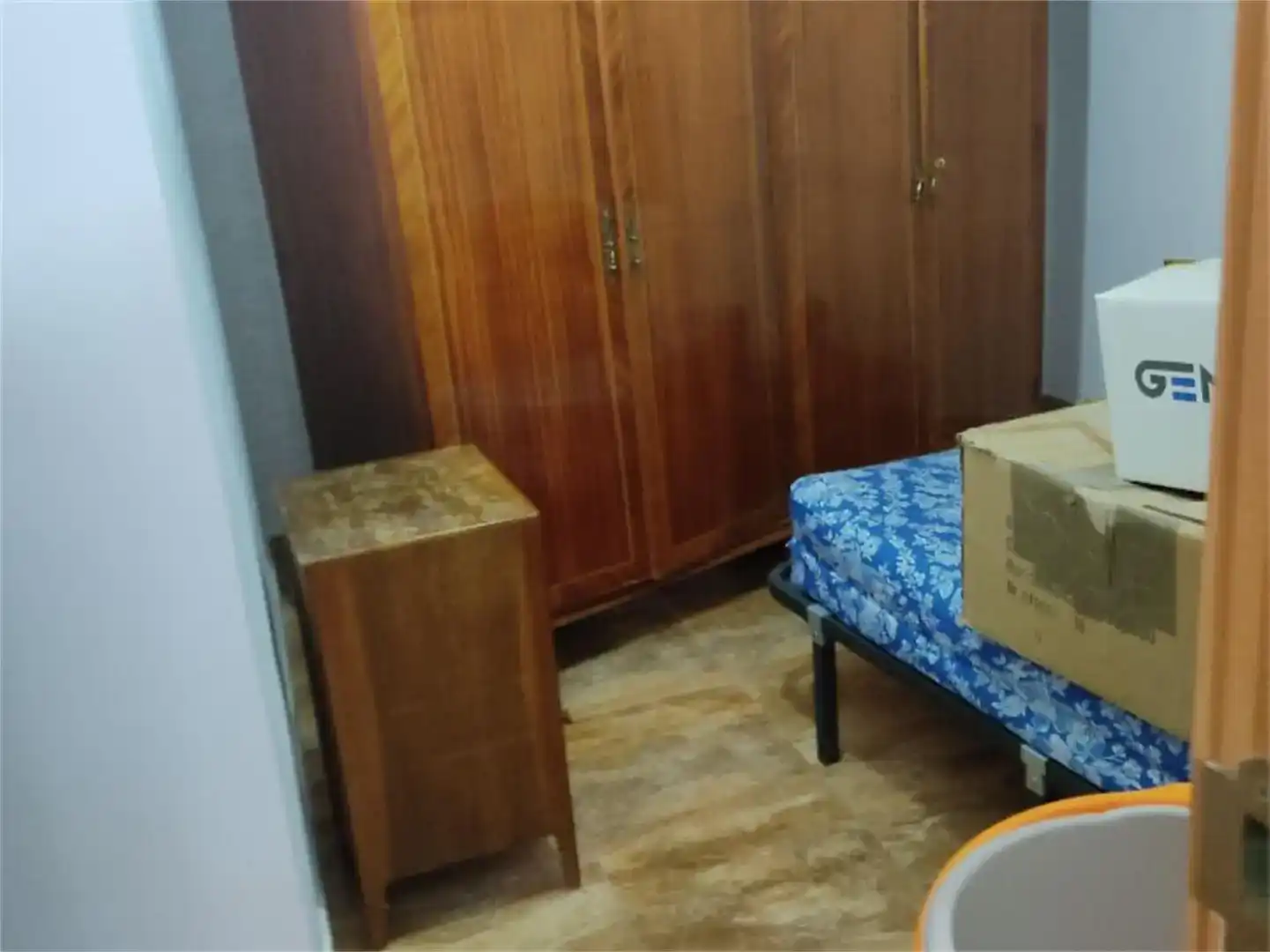 Habitación de Casa adosada en venta en Baza con Aire acondicionado y Balcón
