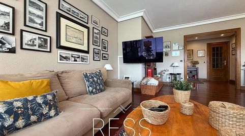 Foto 5 de Piso en venta en Izaburu Kalea, 27, Miraconcha, Donostia - San Sebastián