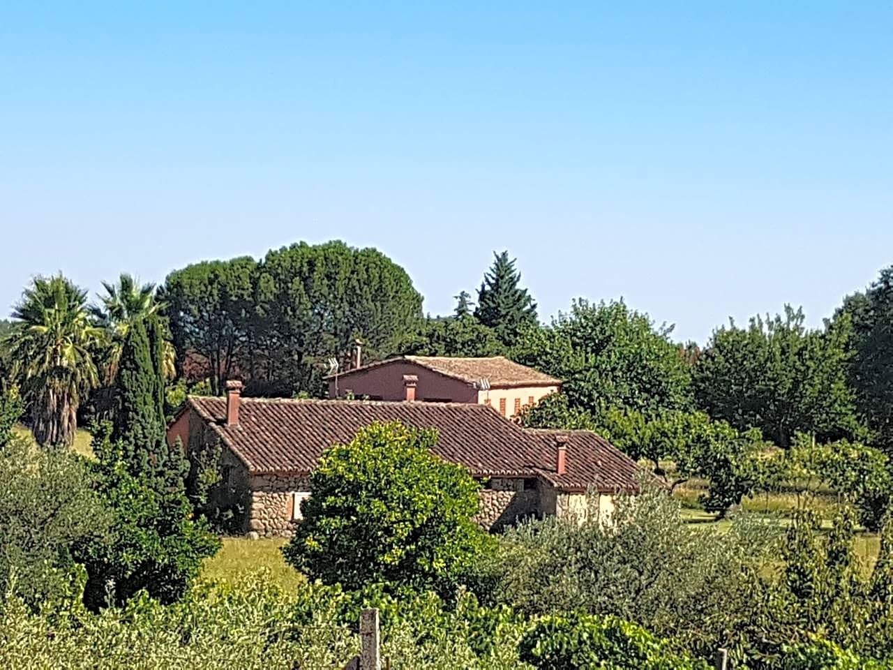 Vista exterior de Finca rústica en venda en Candeleda amb Calefacció, Jardí privat i Traster