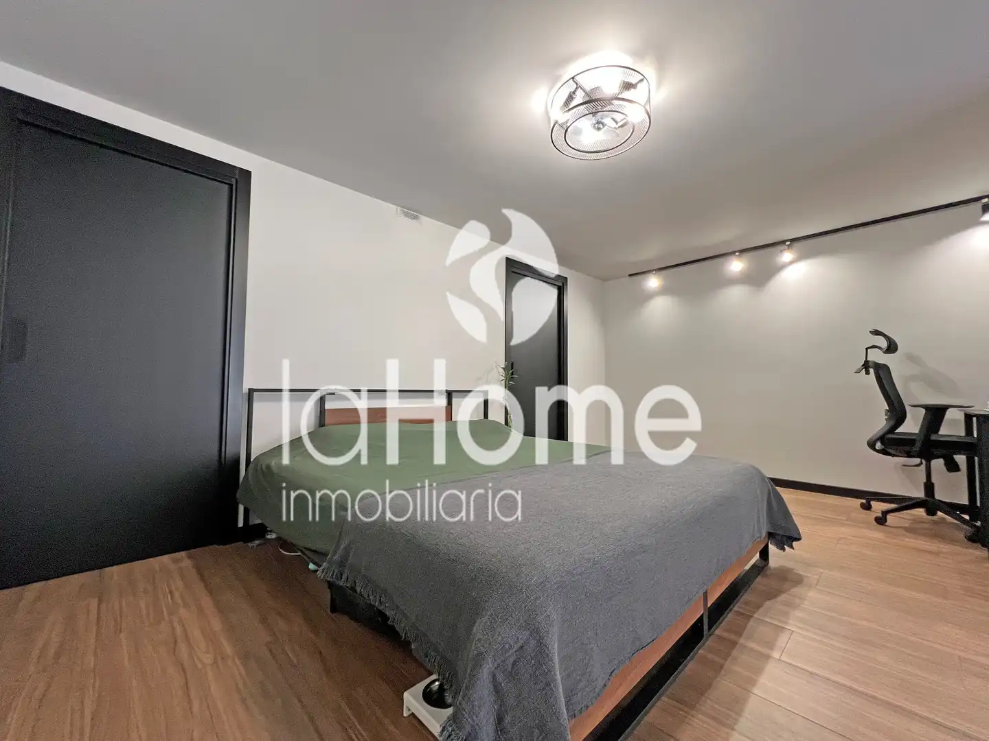 Apartamento en venta en Paterna con Aire acondicionado, Calefacción y Terraza