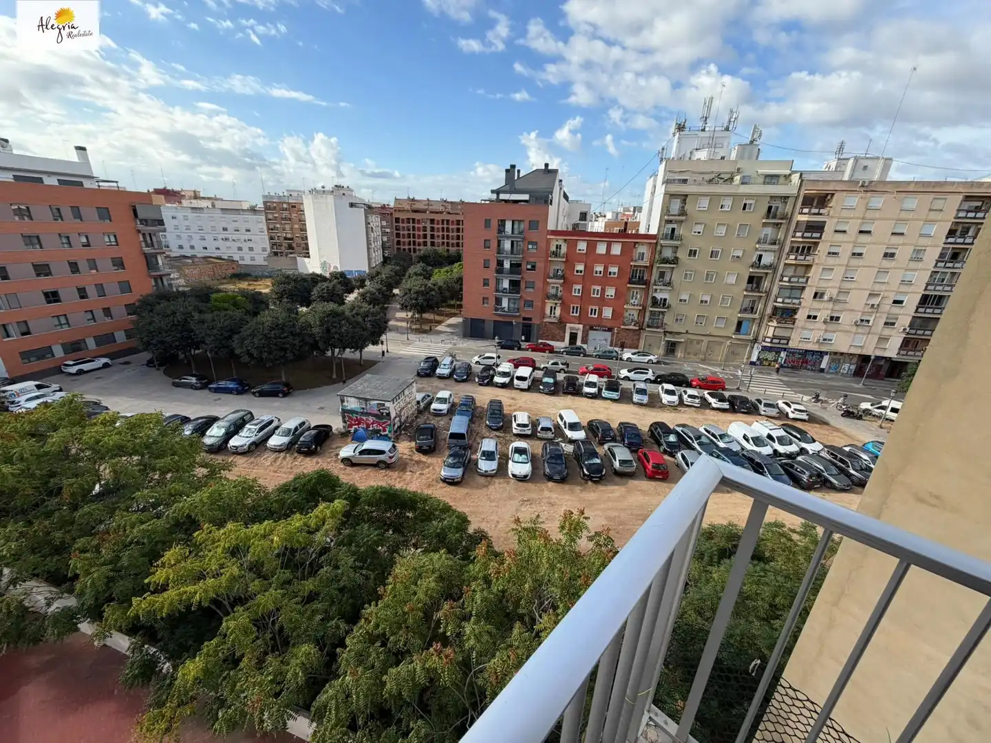 Apartament de lloguer a DEMOCRACIA, Nou Moles