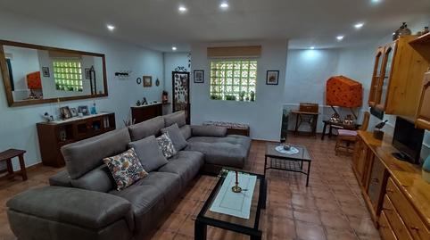 Foto 2 de Casa adosada en venta en Carrer de L'església, 19, Sils, Girona