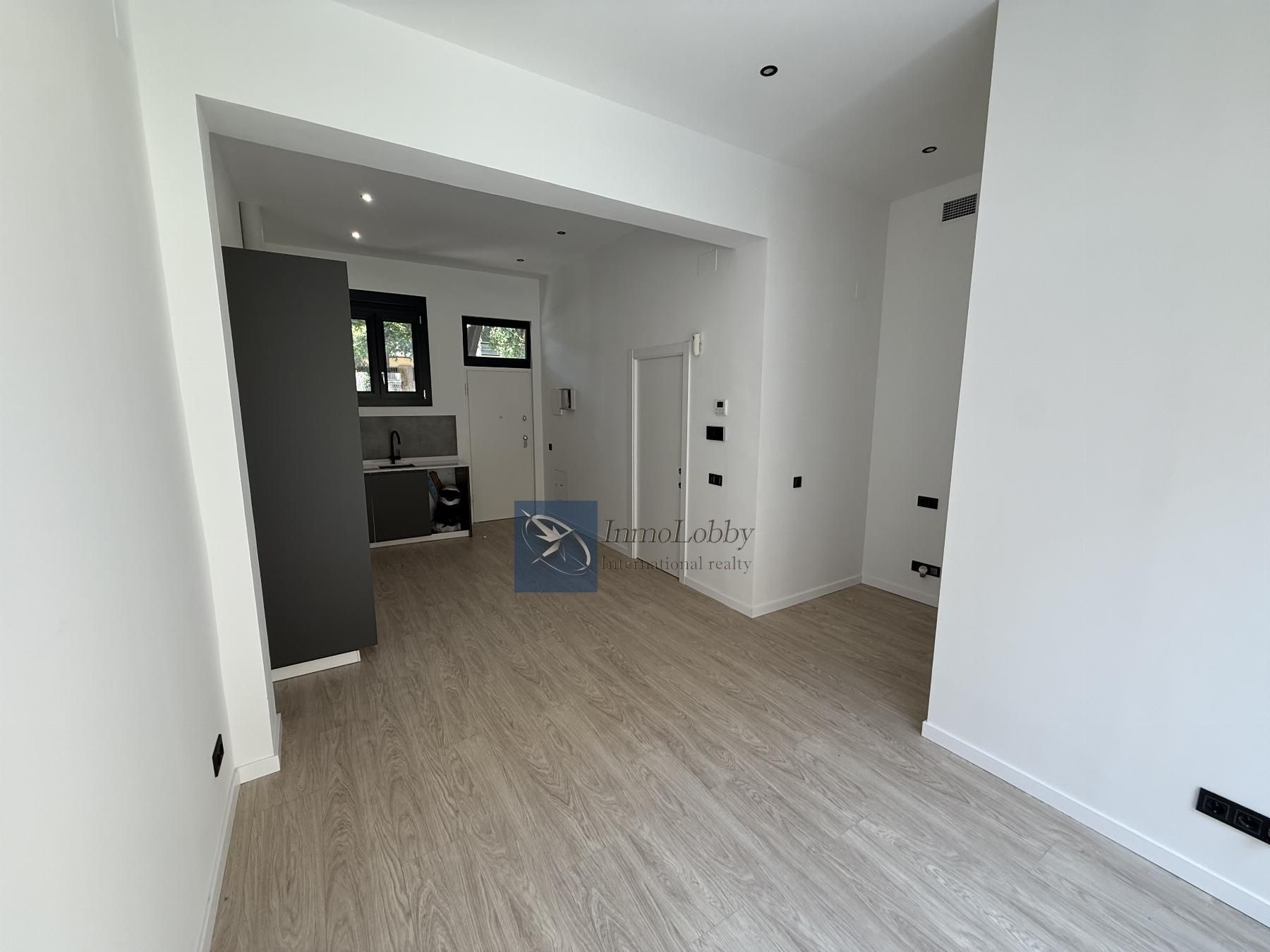 Apartament en venda en  Barcelona Capital amb Aire condicionat, Calefacció i Terrassa