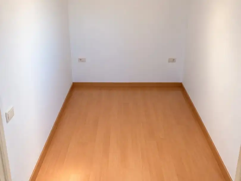 Habitación de Piso en venta en  Barcelona Capital con Aire acondicionado y Balcón