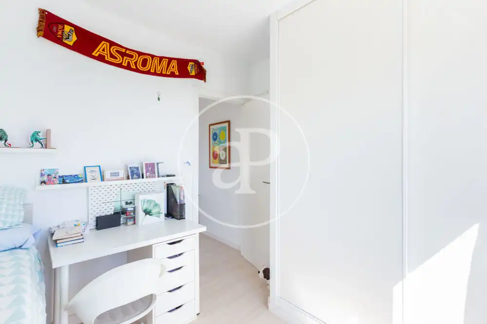 Bedroom of Houses for sale in Chiva  with Heating, Private garden and Terrace