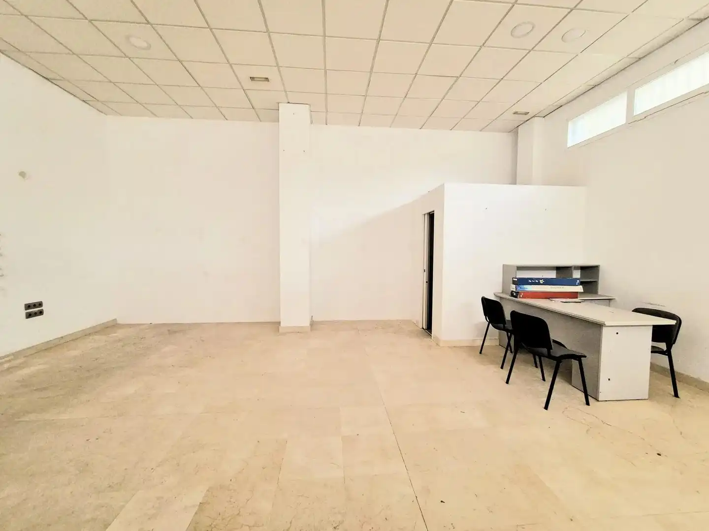 Local comercial de lloguer a Loja, imagen 10
