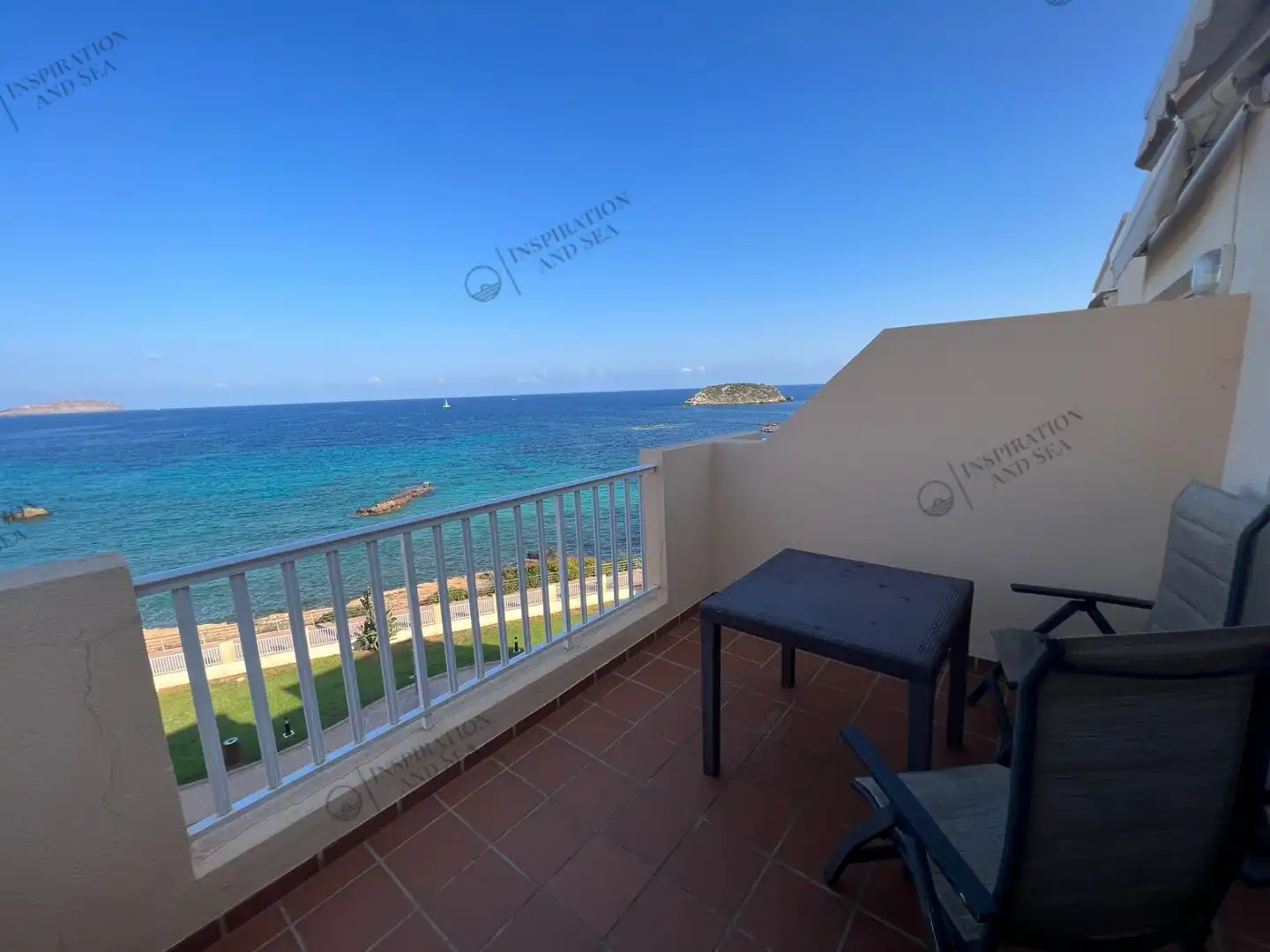 Terrasse von Dachboden zur Miete in Santa Eulària des Riu mit Klimaanlage, Heizung und Terrasse