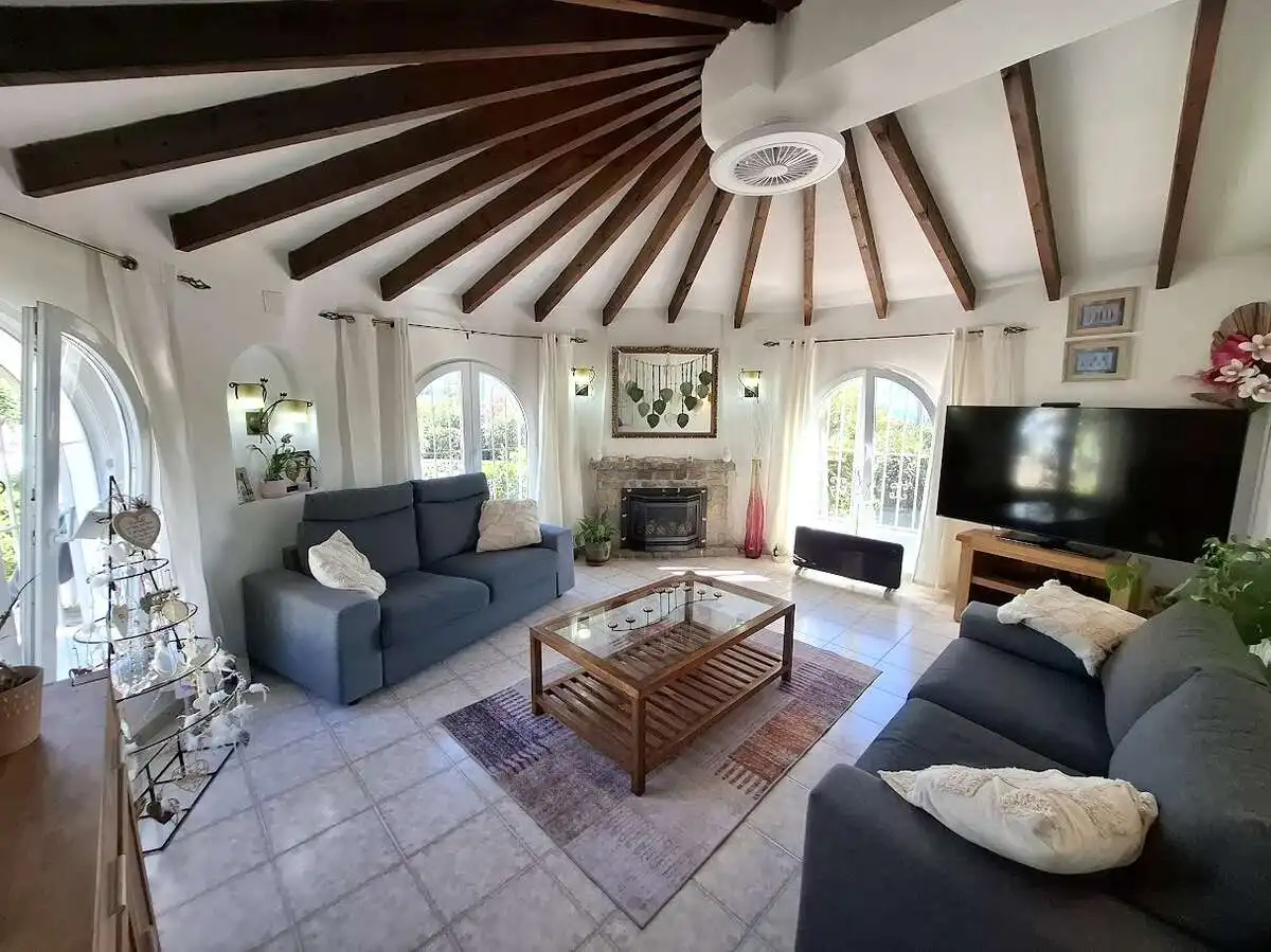 Sala de estar de Casa o chalet en venta en Guardamar del Segura con Calefacción, Jardín privado y Terraza