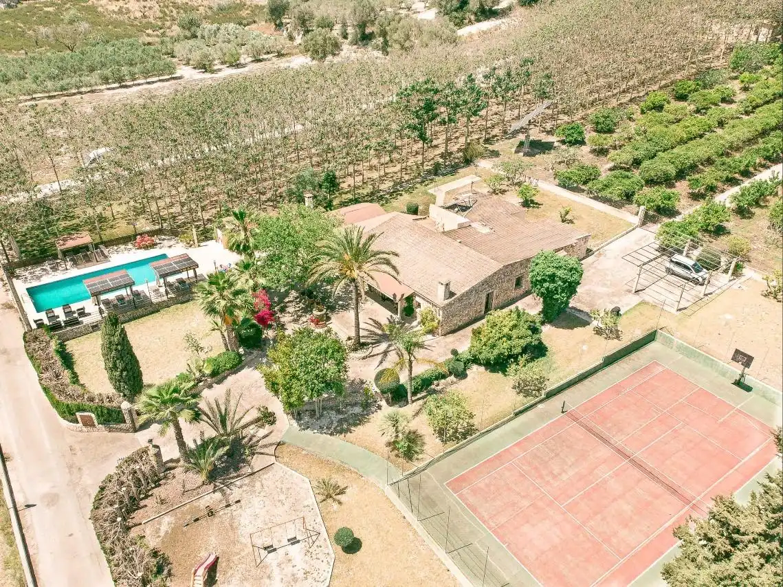 Casa rústica amb piscina en venda a Llubí, imagen 34