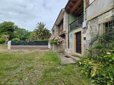 Maison avec jardin à vendre à Cué - San Roque - Andrín