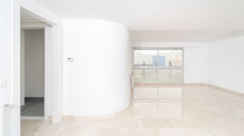 Foto 3 de Piso en venta en Conde Orgaz - Piovera, Madrid Capital