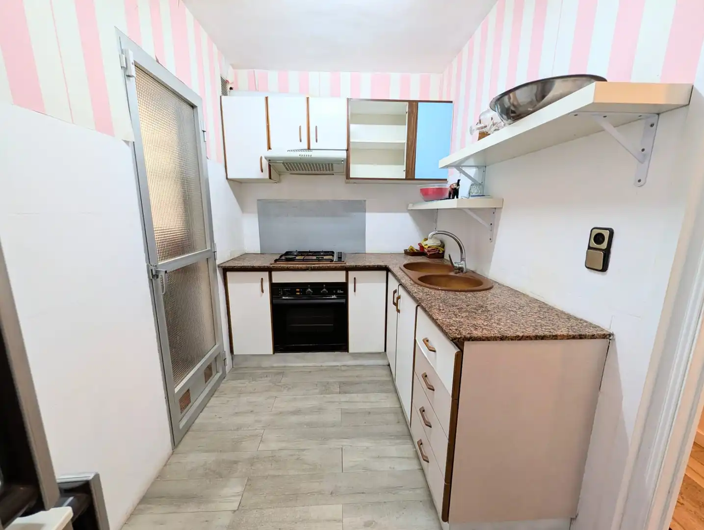 Kitchen of Ground floor for sale in Badalona  with Heating, Parquet flooring and Alarm