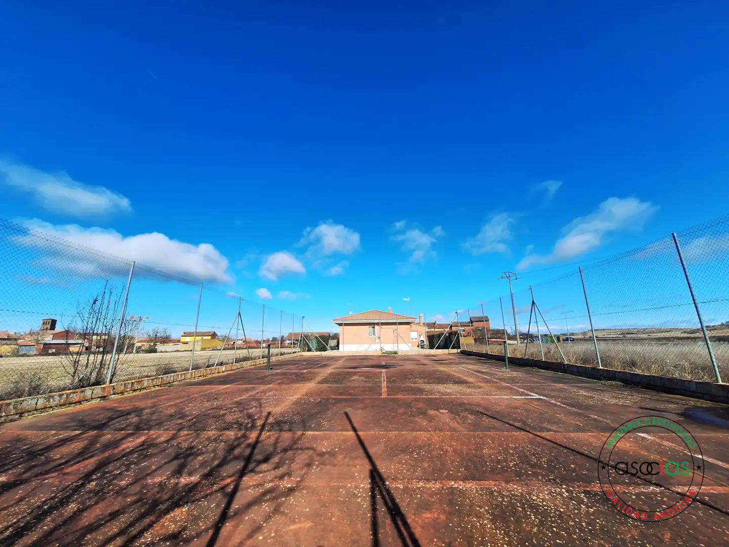 Vista exterior de Casa o chalet en venta en Sahagún con Calefacción y Jardín privado