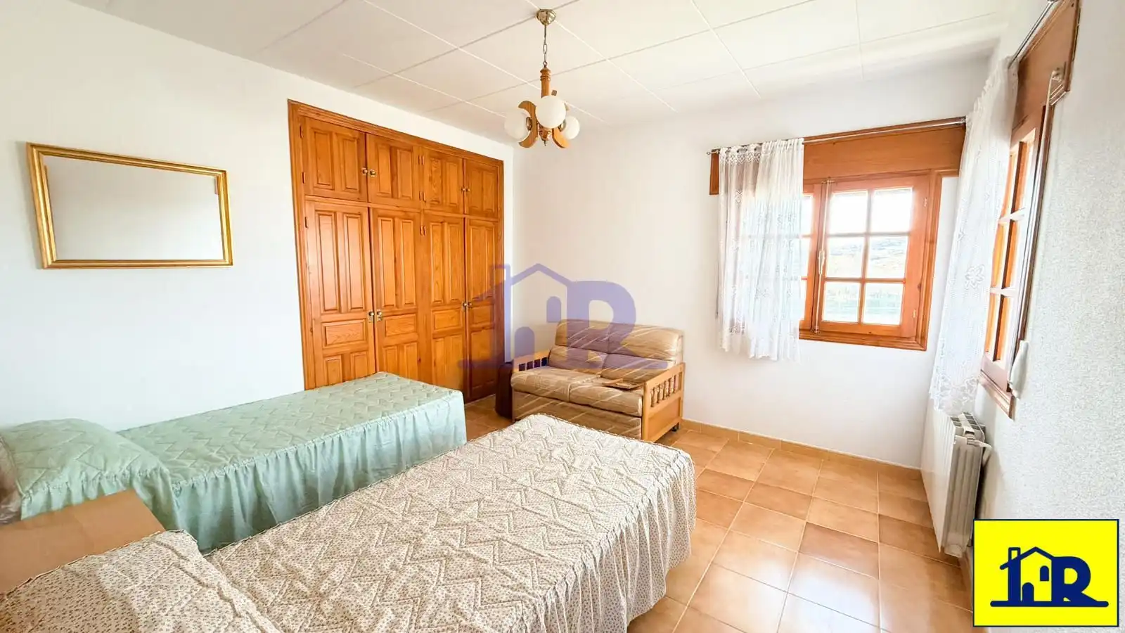 Habitación de Casa o chalet en venta en Fuentes con Calefacción, Terraza y Trastero
