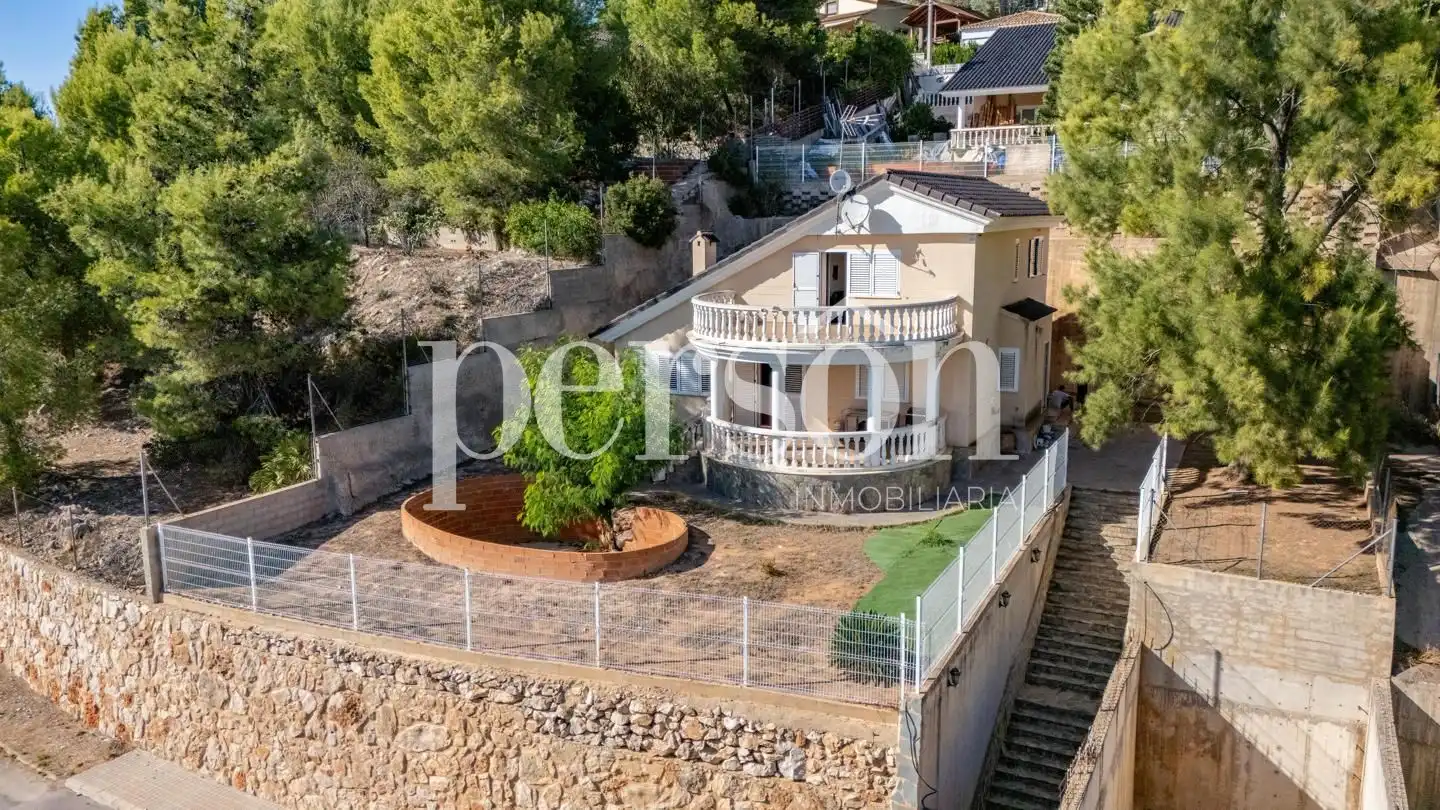 Villa zum Verkauf in Calicanto - Cumbres de Calicanto - Santo Domingo