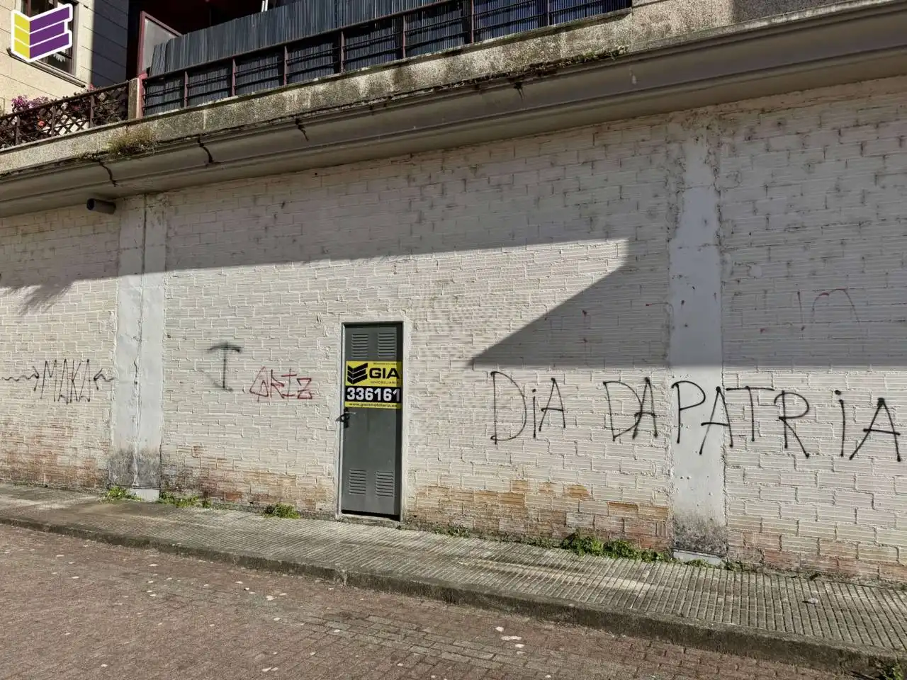 Außenansicht von Geschaftsraum zum Verkauf in Tui