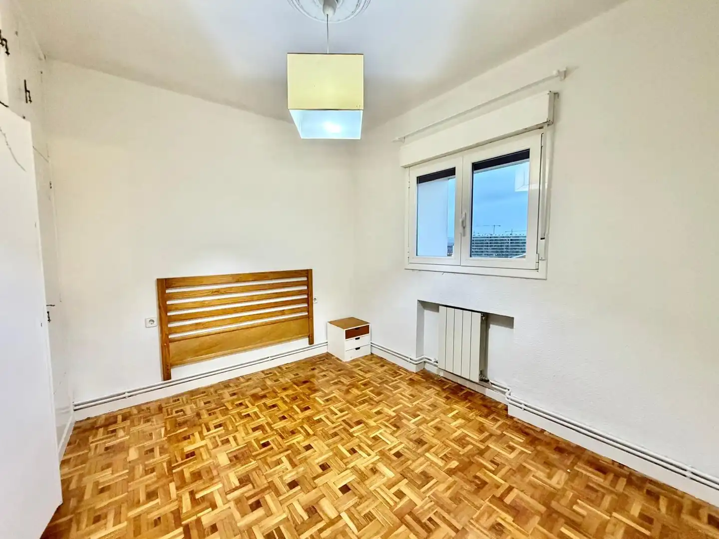 Habitación de Piso en venta en  Pamplona / Iruña con Calefacción