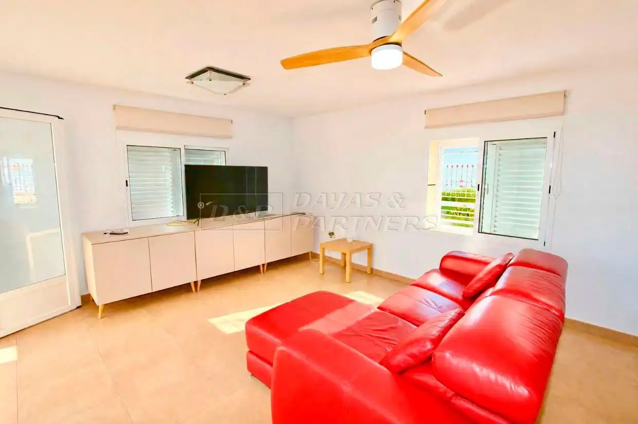 Sala de estar de Casa o chalet en venta en Orihuela con Aire acondicionado, Jardín privado y Terraza