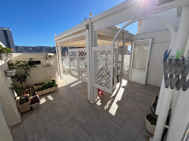 Piso en Venta en Calle Esperanto en Levante Alto