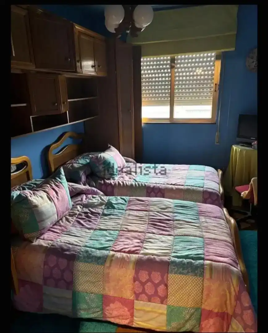 Habitación de Piso en venta en La Robla  con Trastero, Amueblado y Horno