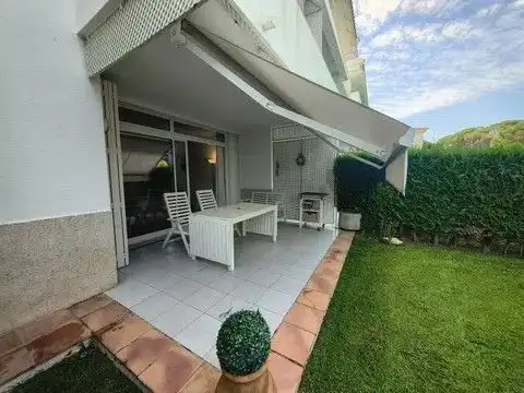 Terrasse von Wohnungen zum Verkauf in Pals mit Heizung, Privatgarten und Terrasse