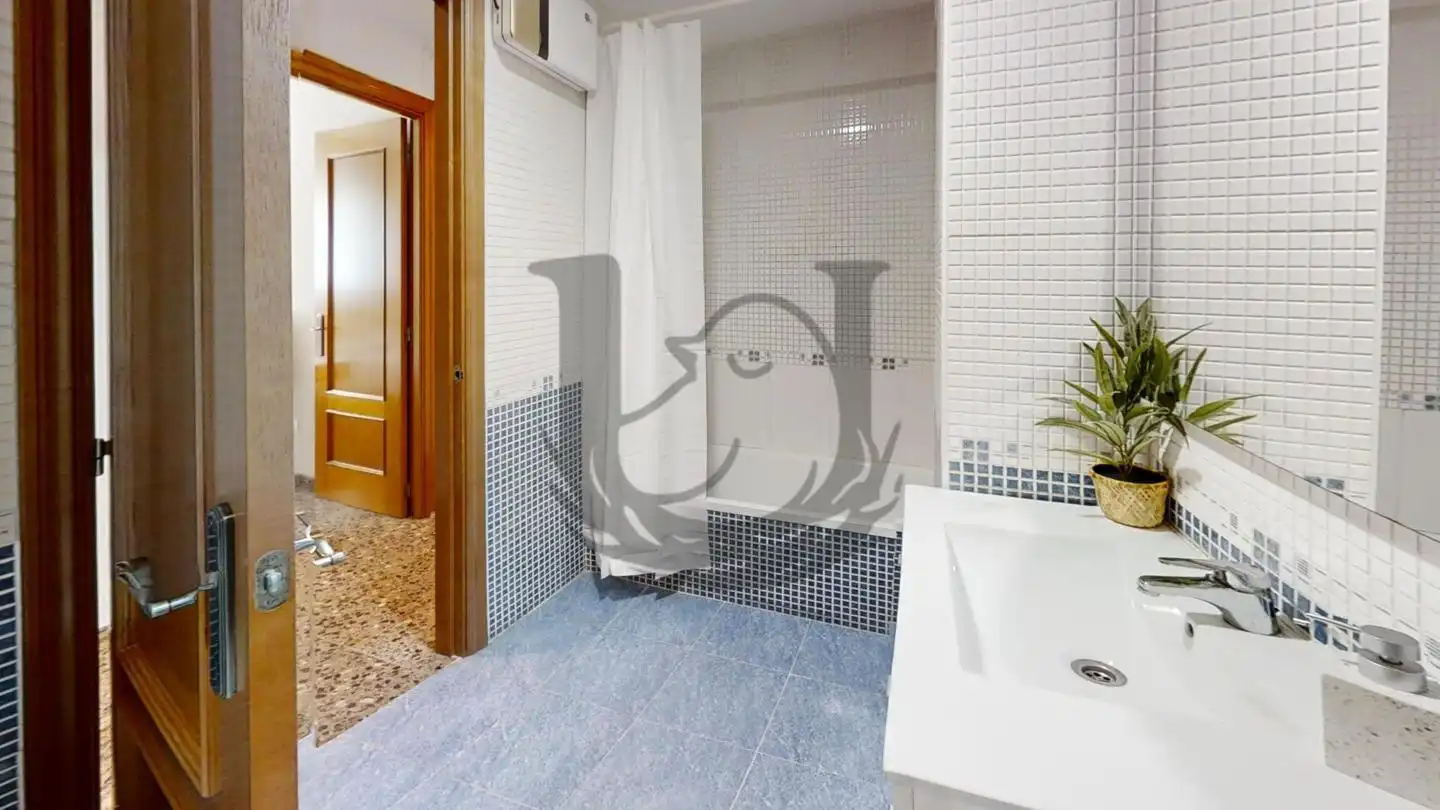 Baño de Ático en venta en Alginet con Aire acondicionado y Terraza