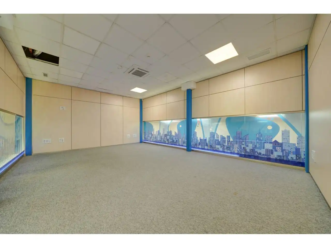 Office for rent in Valencia  with Heating