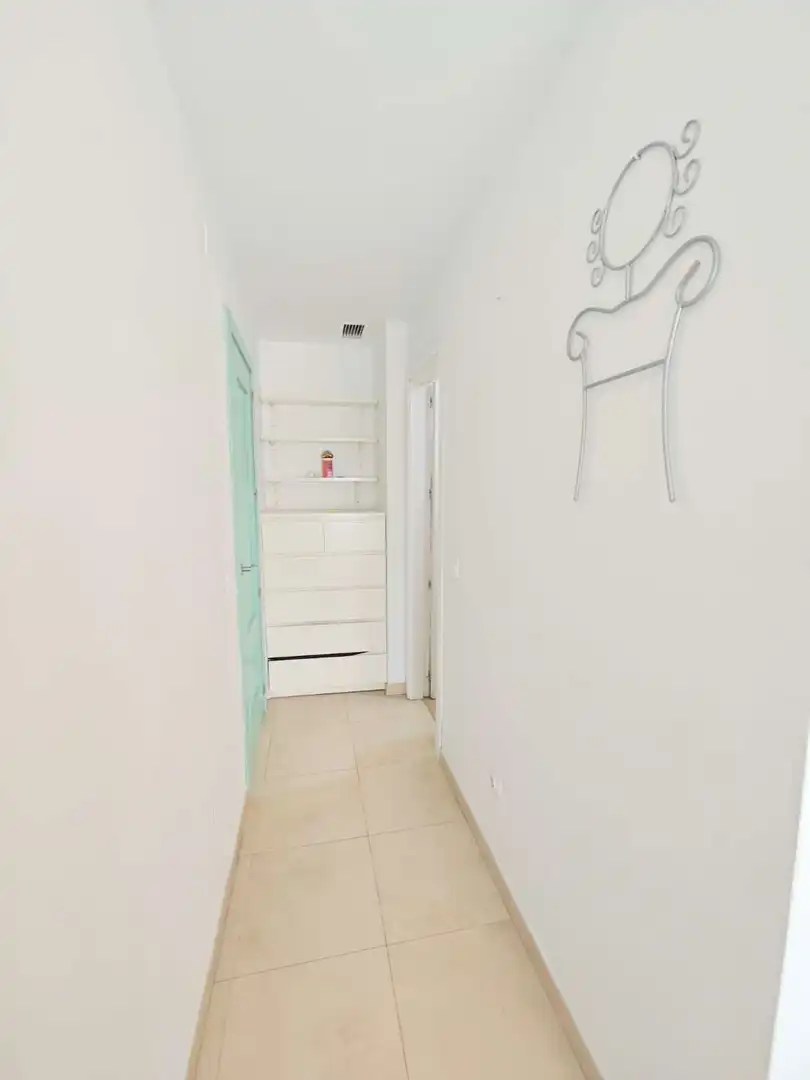 Planta baja en venta en Vélez-Málaga con Terraza, Piscina y Amueblado