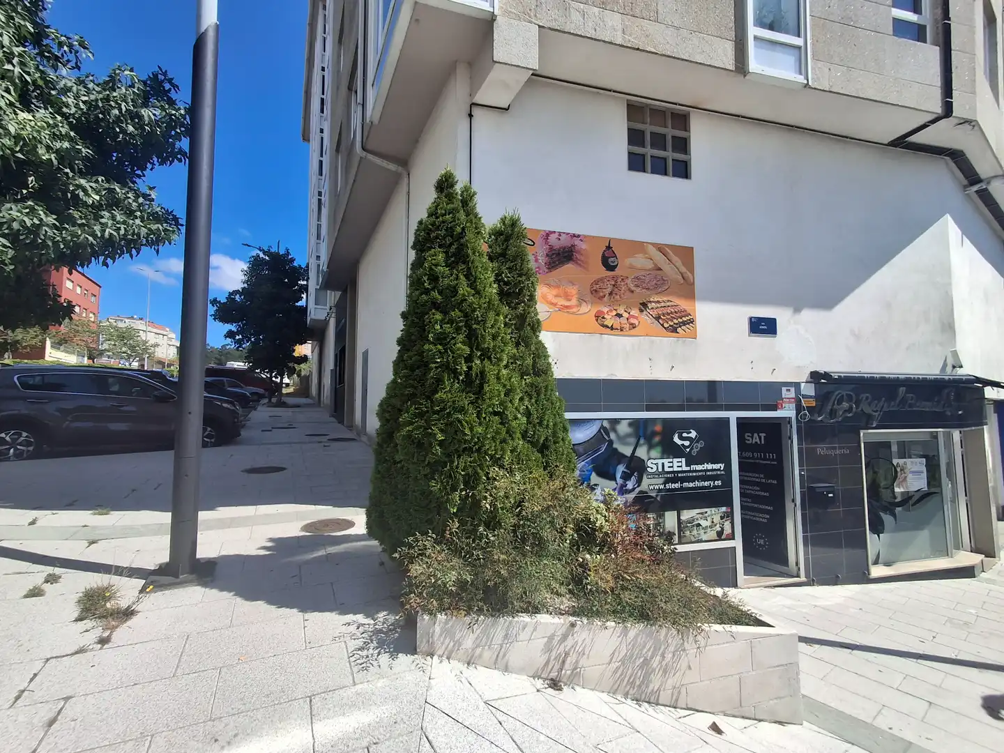 Vista exterior de Local de lloguer en Boiro