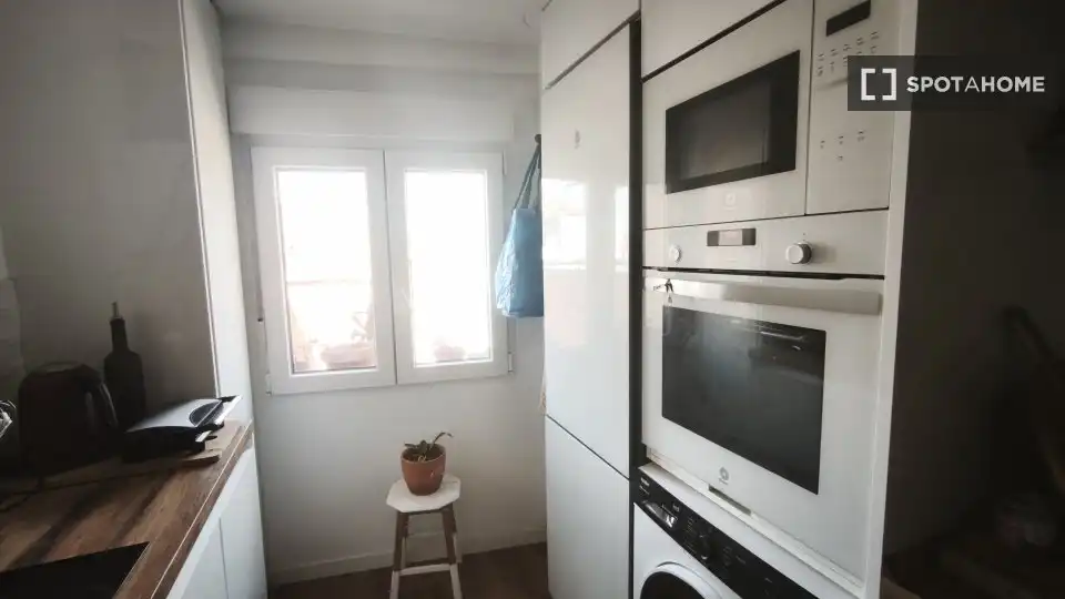 Cocina de Piso de alquiler en Madrid con Aire acondicionado, Calefacción y Amueblado