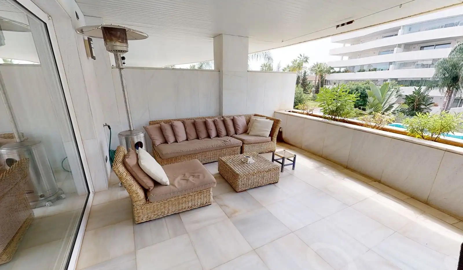 Terraza de Apartamento en venta en Marbella con Aire acondicionado, Calefacción y Terraza
