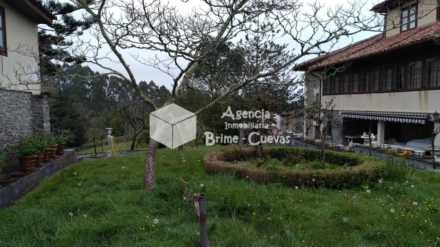Country homes for sale in Caravia  with Private garden and Terrace