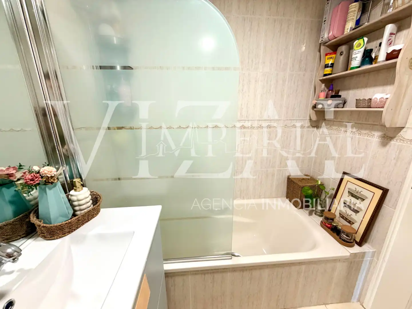 Baño de Piso en venta en Humanes de Madrid con Aire acondicionado, Calefacción y Terraza