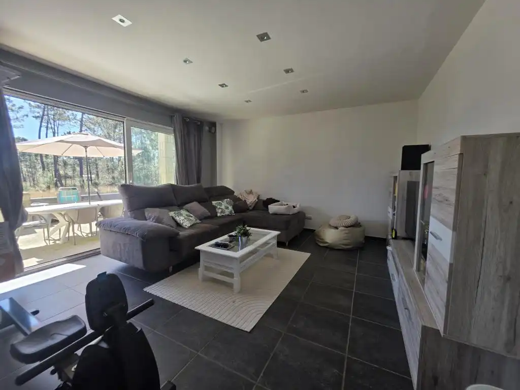 Sala de estar de Casa o chalet en venta en Boiro con Calefacción, Jardín privado y Parquet