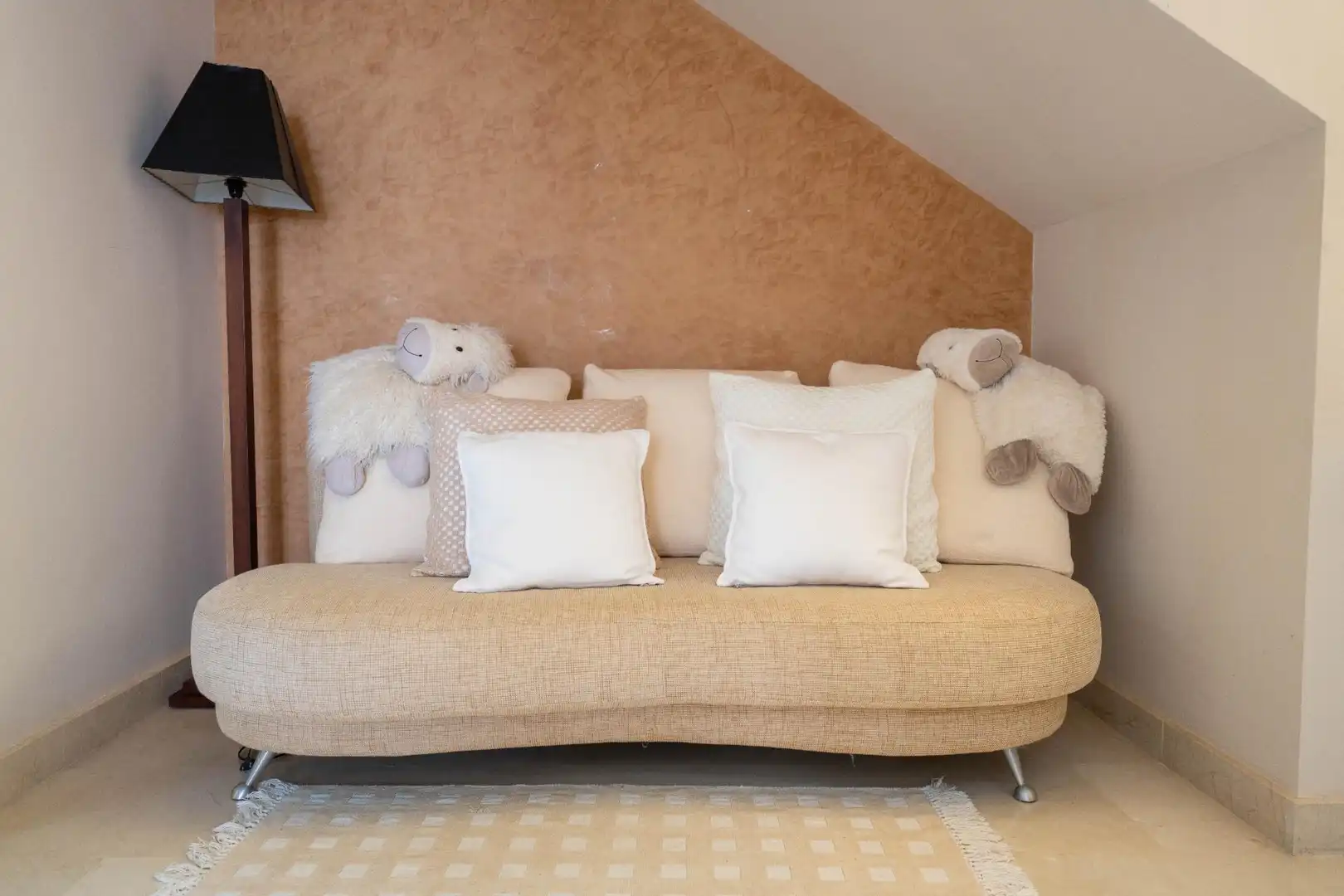 Sala de estar de Casa o chalet en venta en Roquetas de Mar con Aire acondicionado, Calefacción y Jardín privado