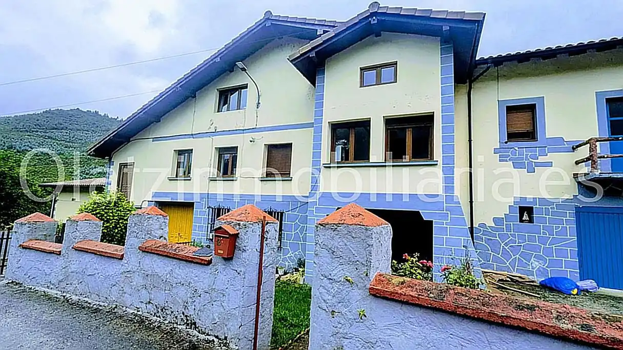 Vista exterior de Casa o chalet en venta en Balmaseda con Calefacción