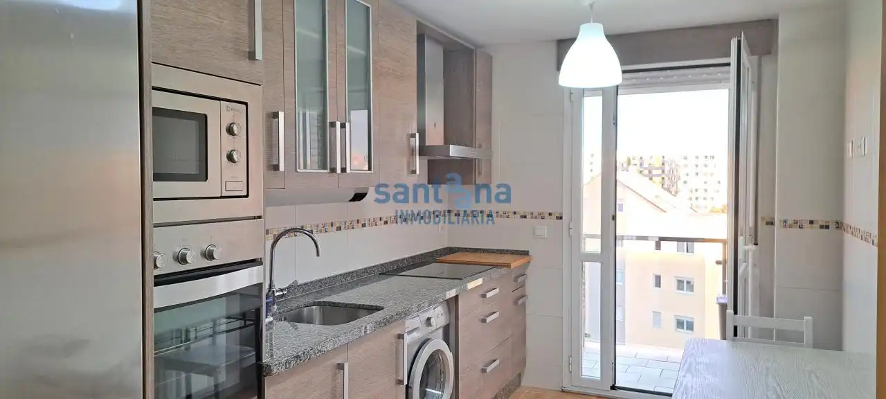 Appartement compact avec ascenseur à vendre à La Lastra
