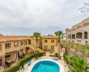 Vista exterior de Àtic en venda en Cuevas del Almanzora amb Aire condicionat, Terrassa i Piscina