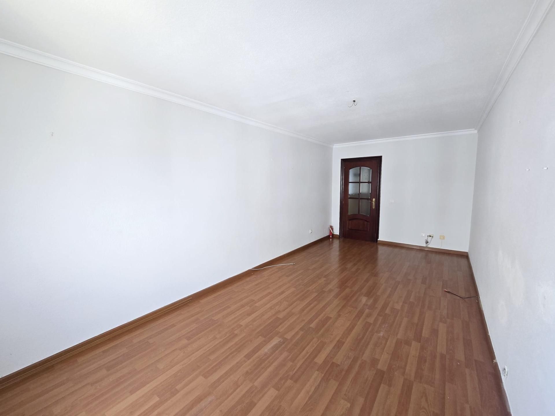 Sala d'estar de Pis en venda en San Fernando