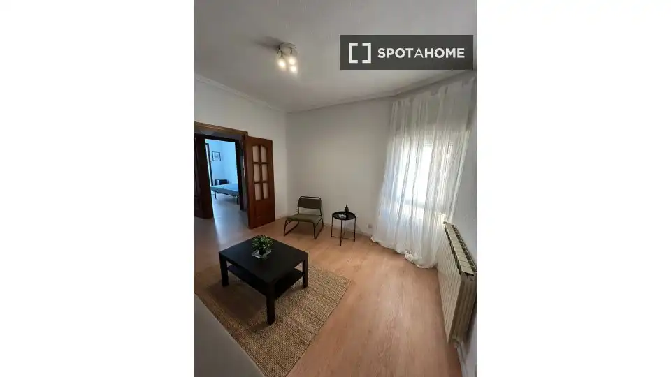 Piso de alquiler en Opañel