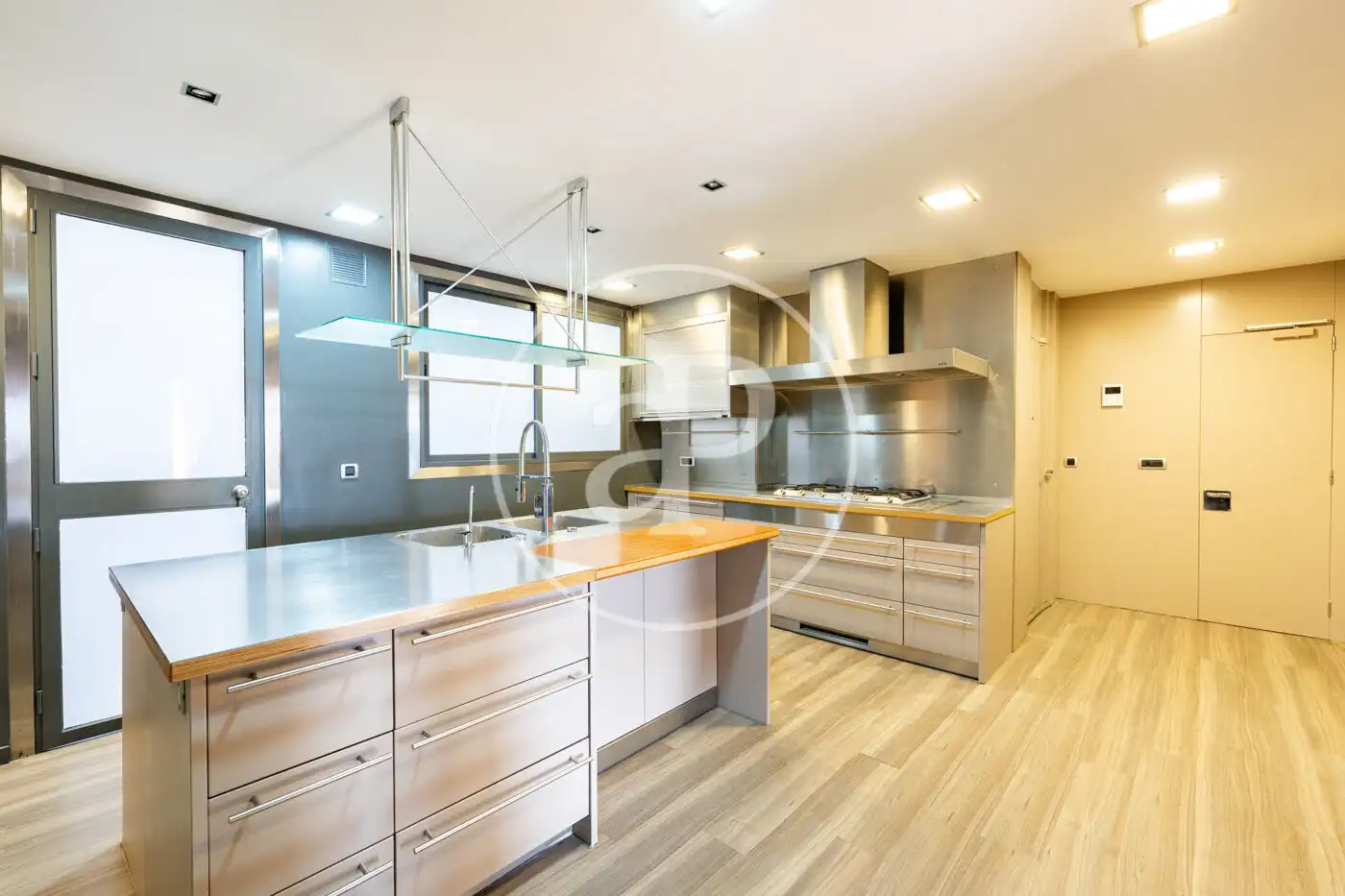 Kitchen of Flat for rent in Barcelona  with Air Conditioner, Heating and Terrace