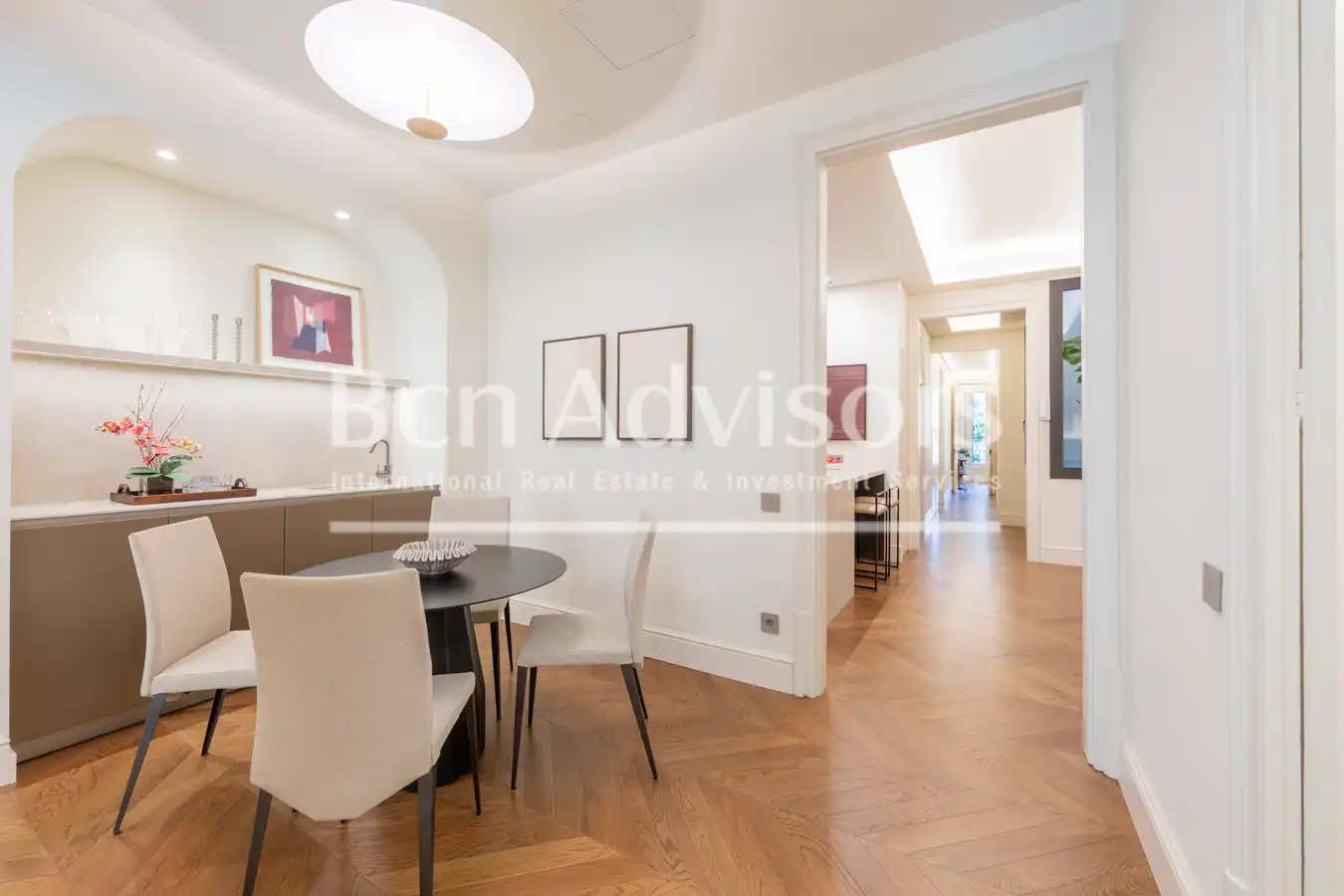Menjador de Apartament en venda en Barcelona amb Aire condicionat, Calefacció i Terrassa