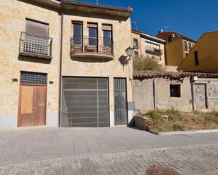 Exterior view of Single-family semi-detached for sale in Salamanca Capital  with Balcony