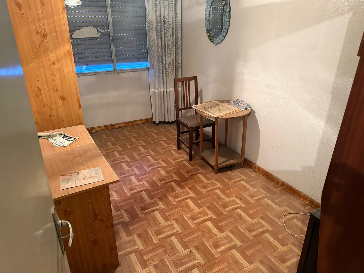 Habitación de Piso en venta en León Capital  con Calefacción, Trastero y Amueblado