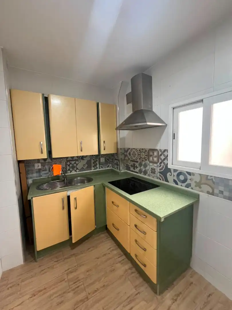 Kitchen of Flat for sale in Andújar  with Furnished, TV and Balcony