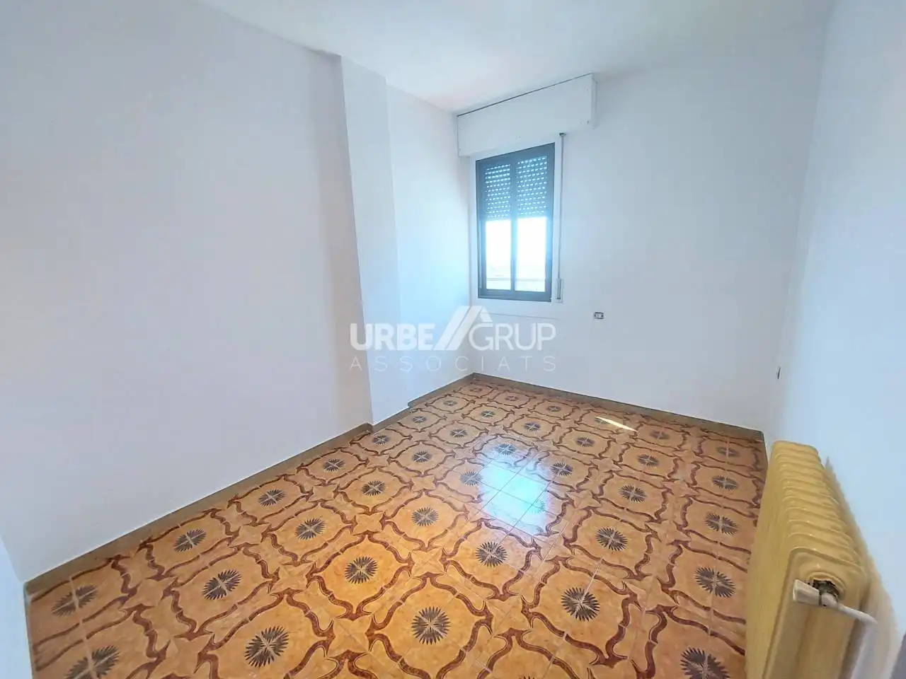Habitación de Piso en venta en Terrassa con Calefacción, Terraza y Alarma