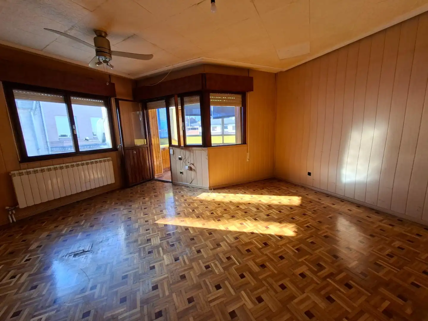Habitación de Ático en venta en Llanera con Calefacción