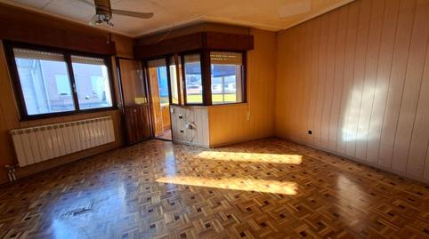 Foto 2 de Ático en venta en Calle Calle San Isidro, 2, Llanera, Asturias