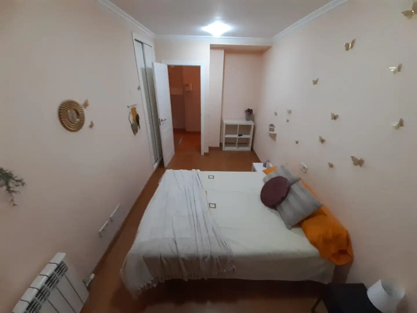 Dormitori de Pis en venda en Zamora Capital  amb Calefacció i Balcó